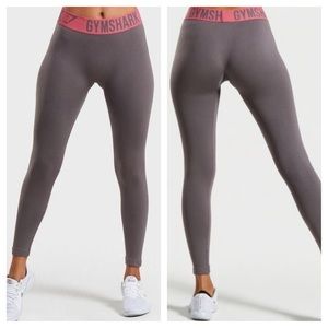 PRICE DROP ⬇️NWT! GYMSHARK FIT LEGGINGS SLATE ROSE/GREY SIZE S